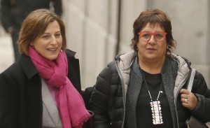 El diputat d'ERC Raül Romeva i les exdiputades d'ERC Dolors Bassa i Carme Forcadell arriben a la seu del Tribunal Suprem aquest 23 de març del 2018. (HORITZONTAL)